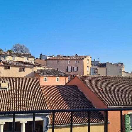 Appartement Charmant En Provence Драгинян Екстериор снимка