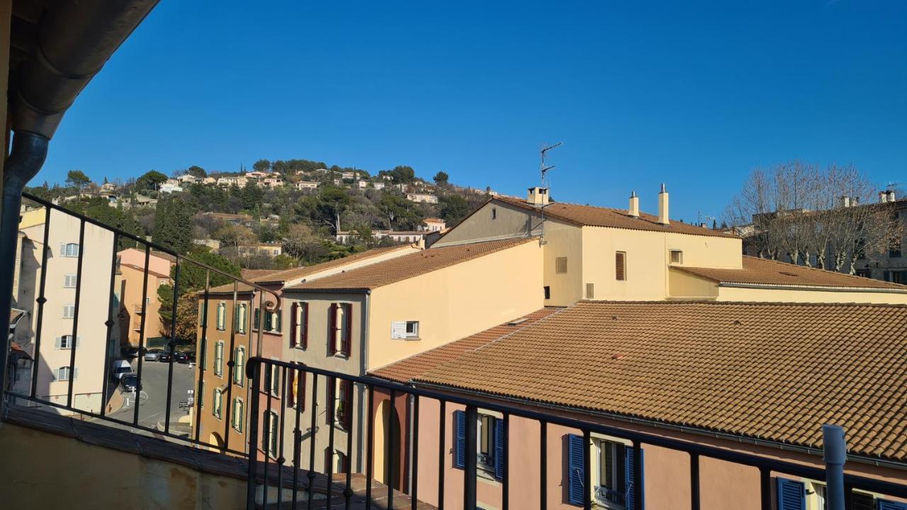 Appartement Charmant En Provence Драгинян Екстериор снимка